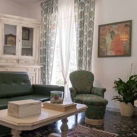 La Casa Di Elda Apartment Dolceacqua Bagian luar foto