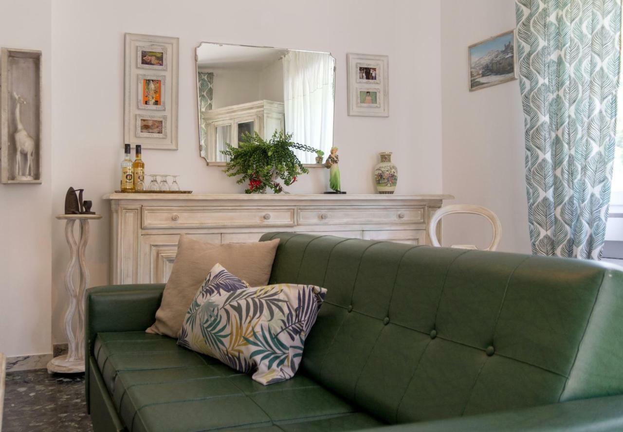 La Casa Di Elda Apartment Dolceacqua Bagian luar foto